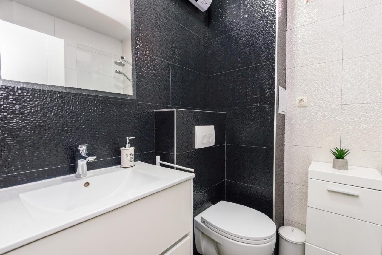 Apartment Tina بلوتشي المظهر الخارجي الصورة