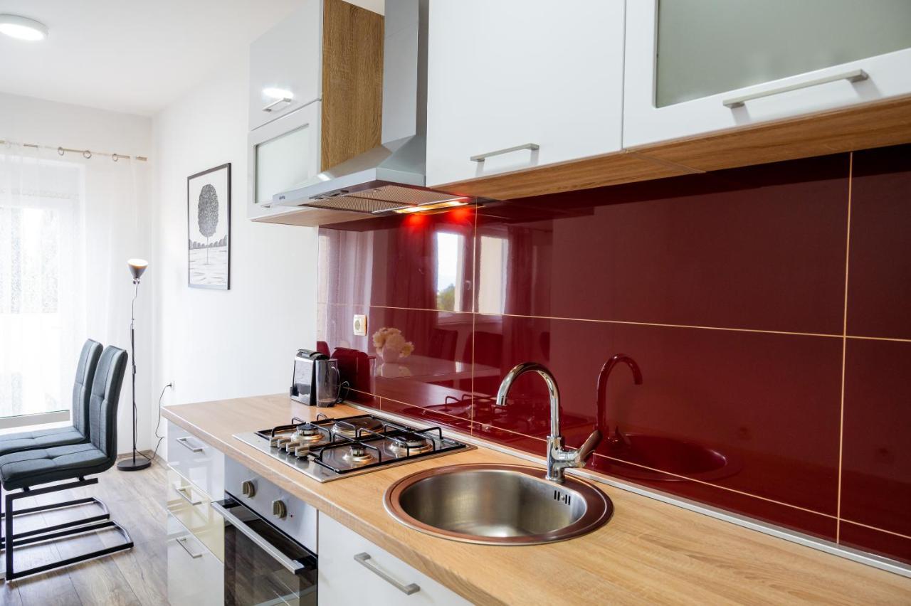 Apartment Tina بلوتشي المظهر الخارجي الصورة